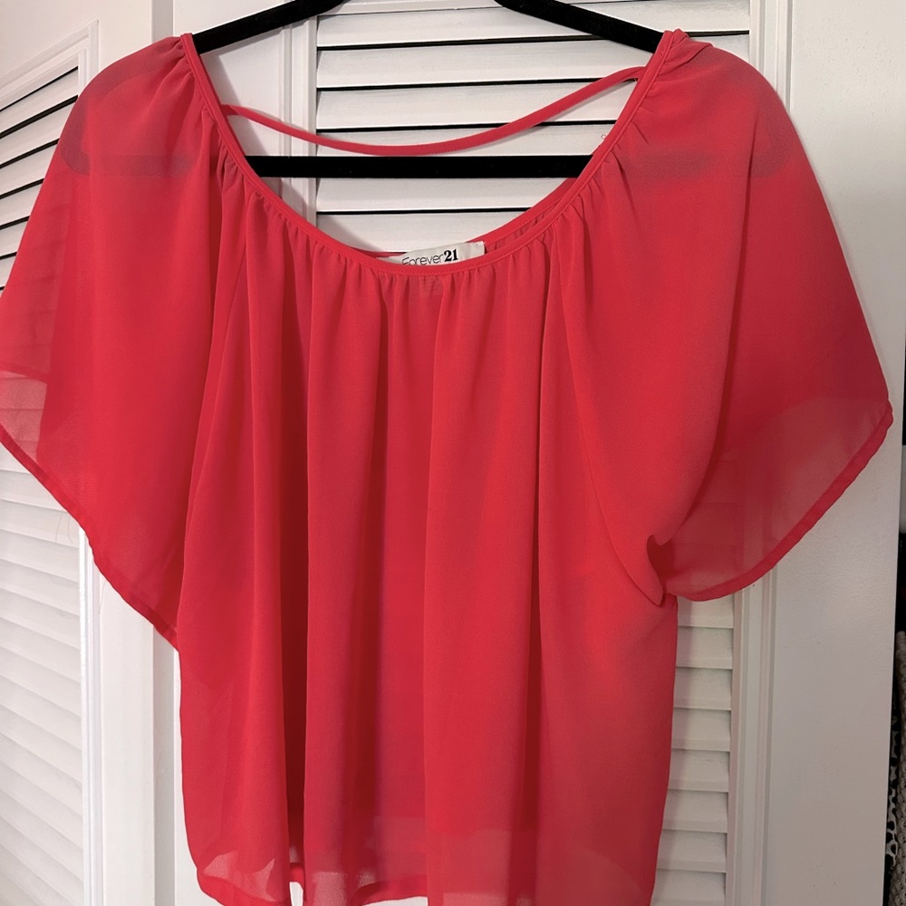 Women’s Sheer Flowy Crop Blouse W/Cap Sleeves-LARGE
